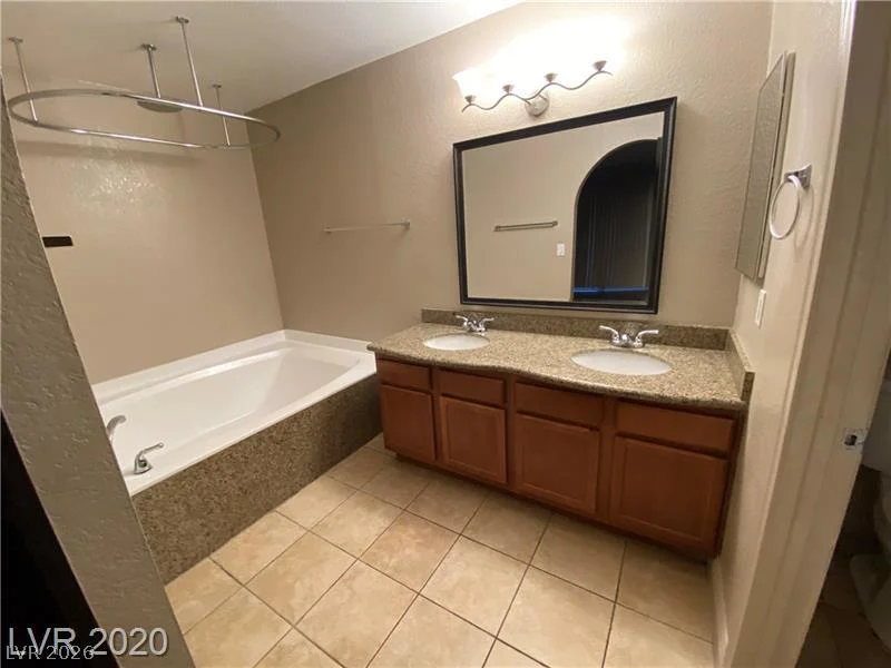 1850 Decatur, Las Vegas, NV 89108