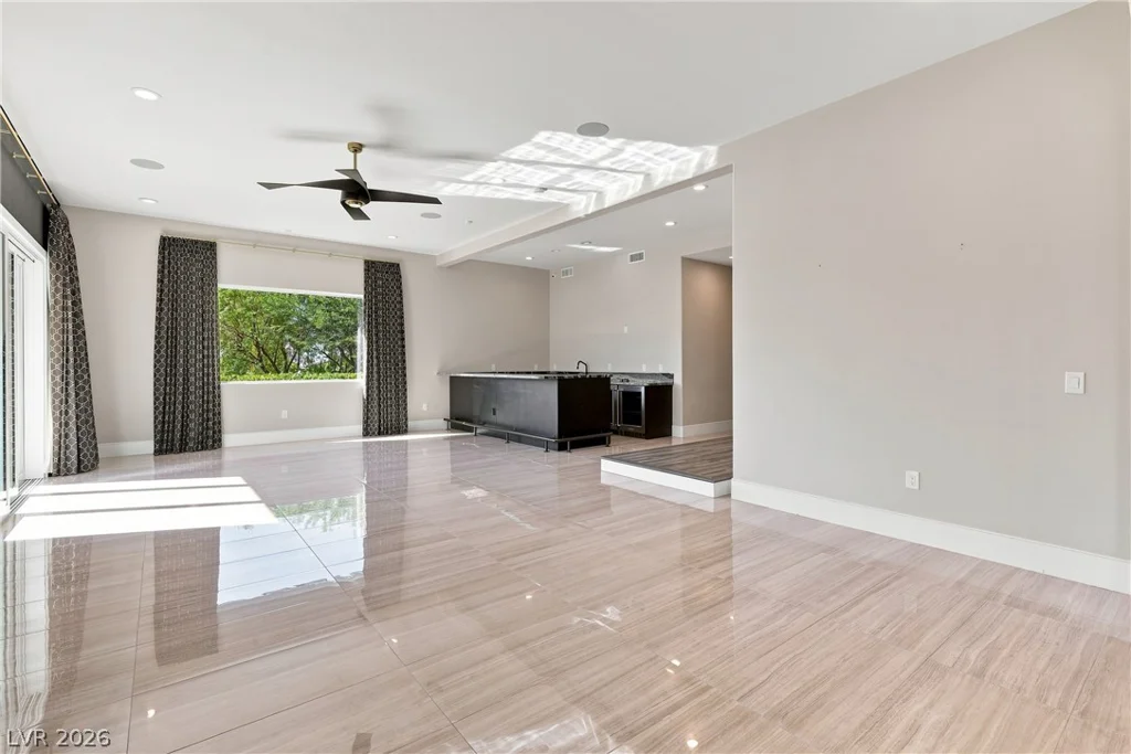 6940 Jensen, Las Vegas, NV 89149
