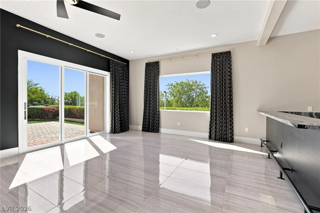 6940 Jensen, Las Vegas, NV 89149