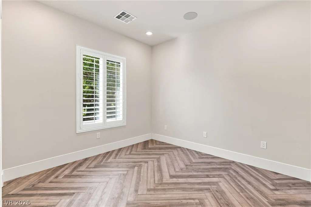 6940 Jensen, Las Vegas, NV 89149