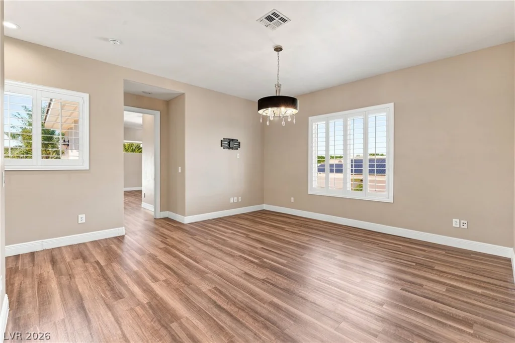 6940 Jensen, Las Vegas, NV 89149