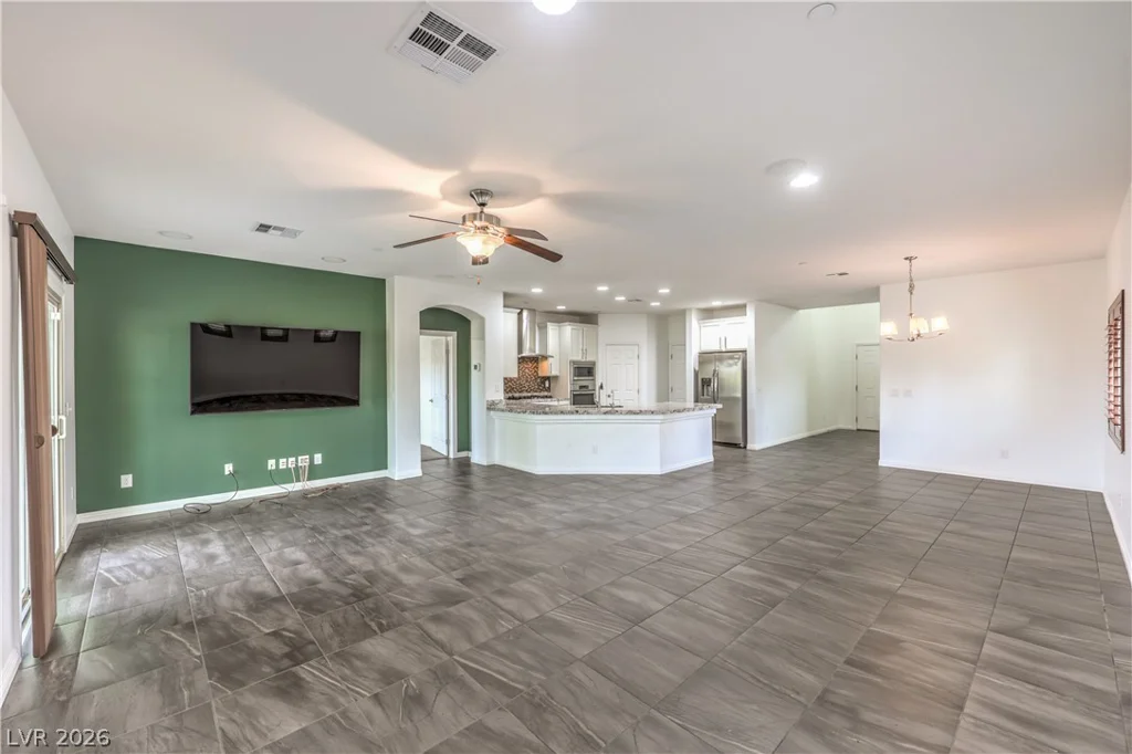 824 Plockton, Las Vegas, NV 89012