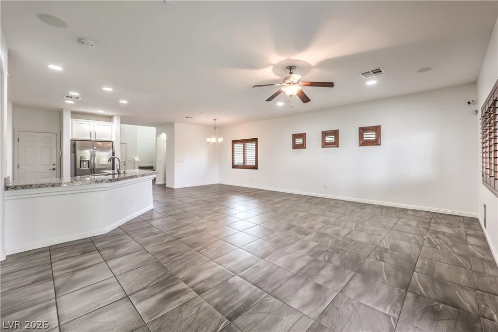 824 Plockton, Las Vegas, NV 89012