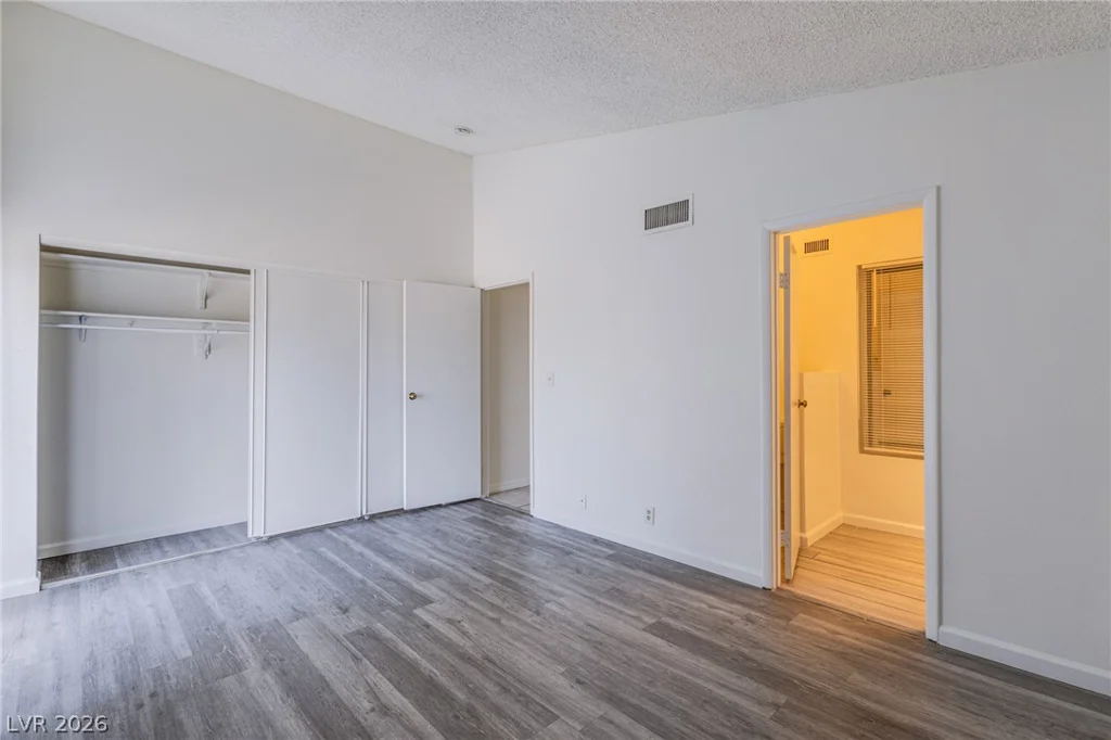 3821 Summer Breeze, Las Vegas, NV 89108