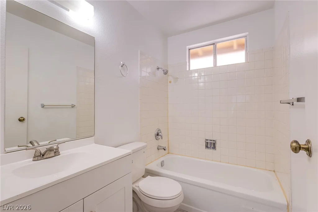 3821 Summer Breeze, Las Vegas, NV 89108