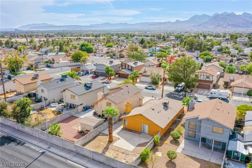 3821 Summer Breeze, Las Vegas, NV 89108