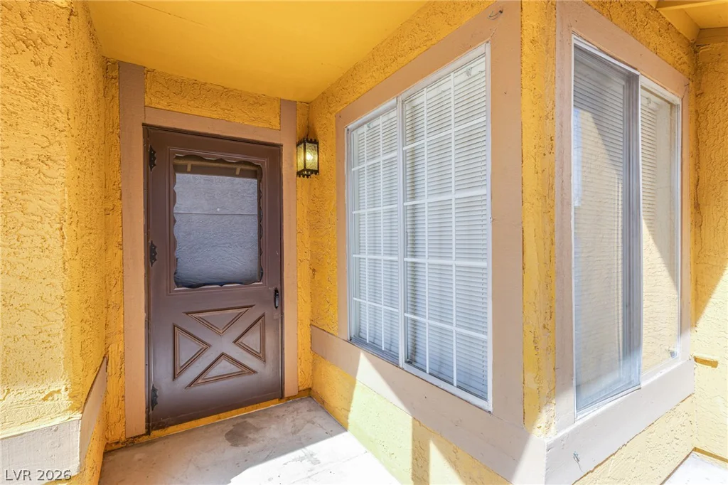 3821 Summer Breeze, Las Vegas, NV 89108
