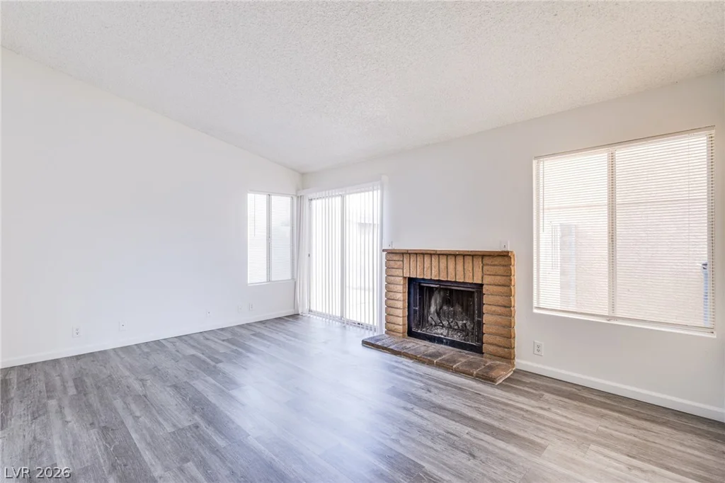 3821 Summer Breeze, Las Vegas, NV 89108
