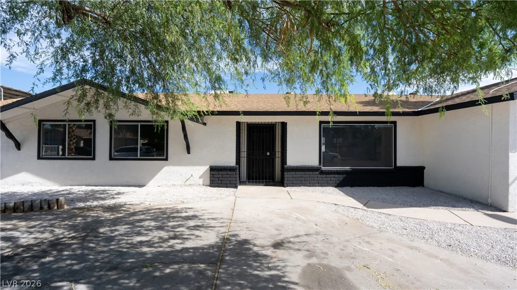 4540 Philadelphia, Las Vegas, NV 89104