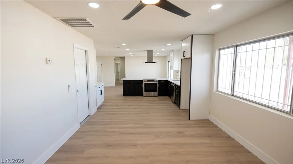 4540 Philadelphia, Las Vegas, NV 89104