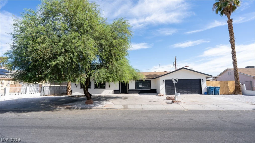 4540 Philadelphia, Las Vegas, NV 89104