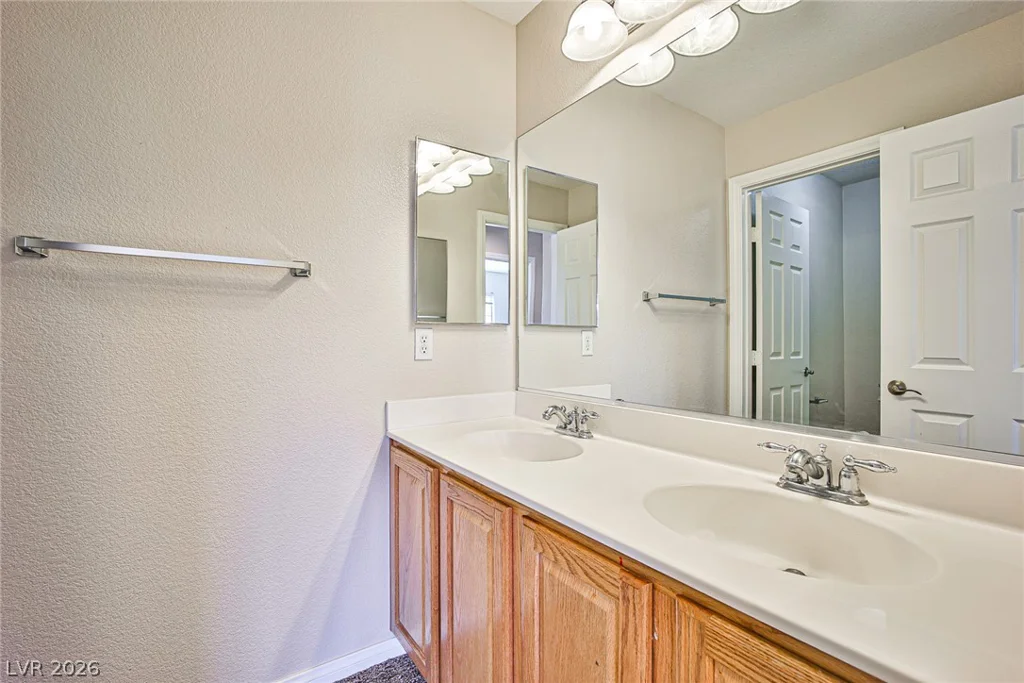 8022 Diamond Gorge, Las Vegas, NV 89178