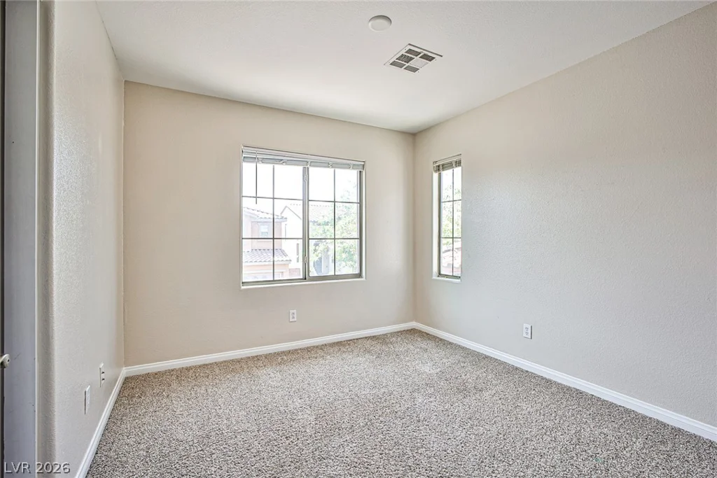 8022 Diamond Gorge, Las Vegas, NV 89178