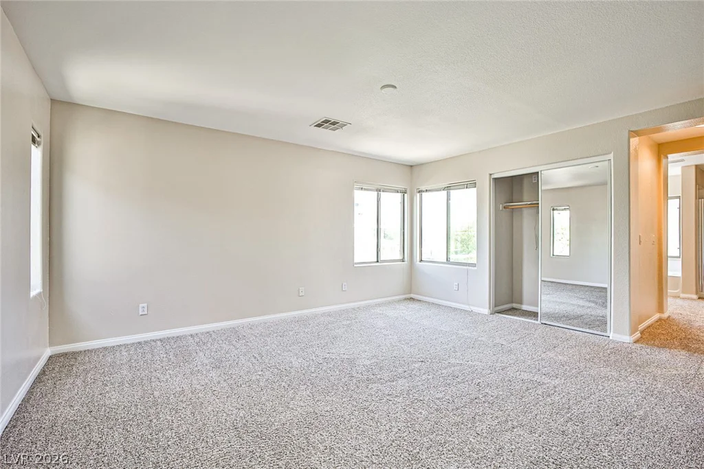 8022 Diamond Gorge, Las Vegas, NV 89178