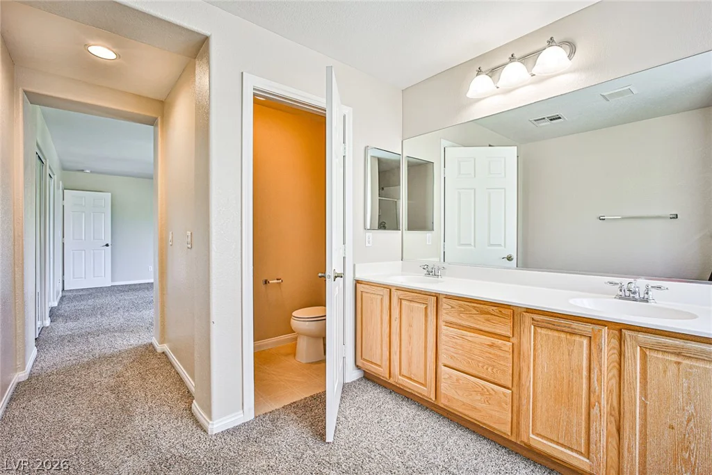 8022 Diamond Gorge, Las Vegas, NV 89178