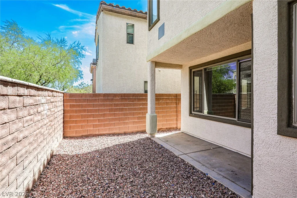 8022 Diamond Gorge, Las Vegas, NV 89178
