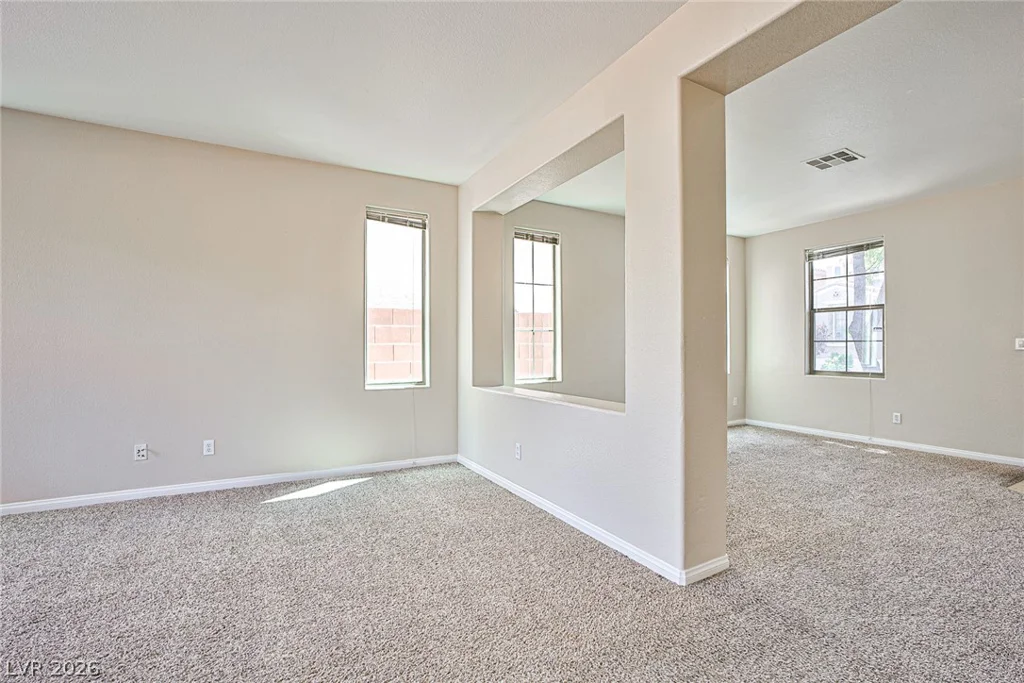 8022 Diamond Gorge, Las Vegas, NV 89178