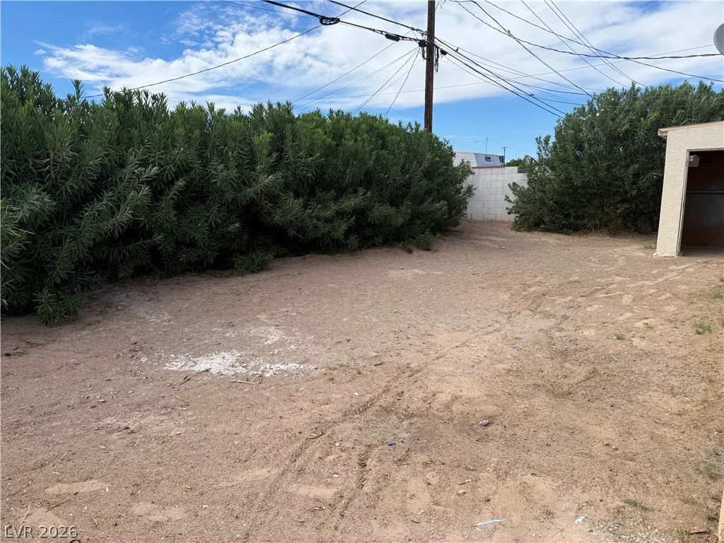 1925 Walker, Las Vegas, NV 89106