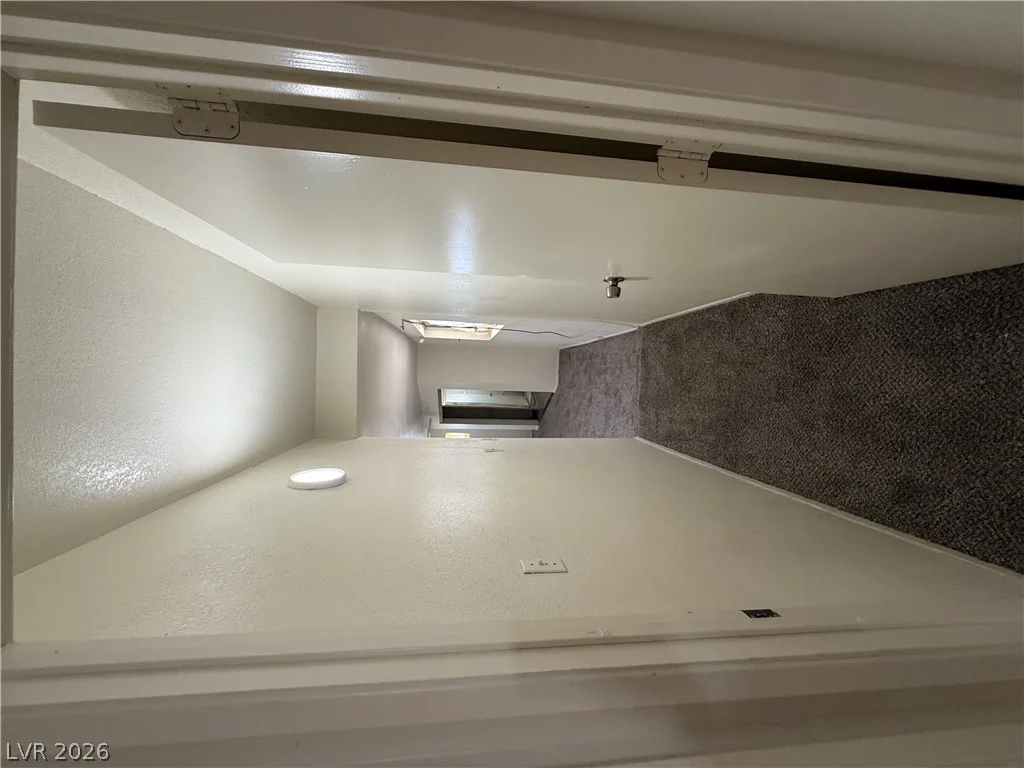 1925 Walker, Las Vegas, NV 89106