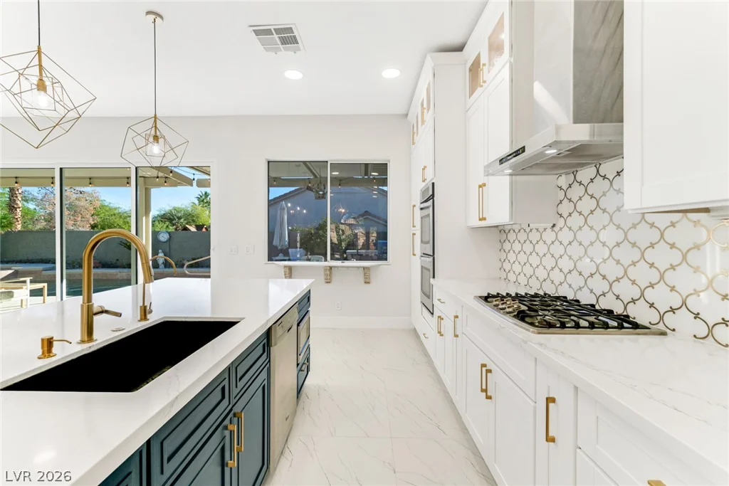8702 Country Ridge, Las Vegas, NV 89123