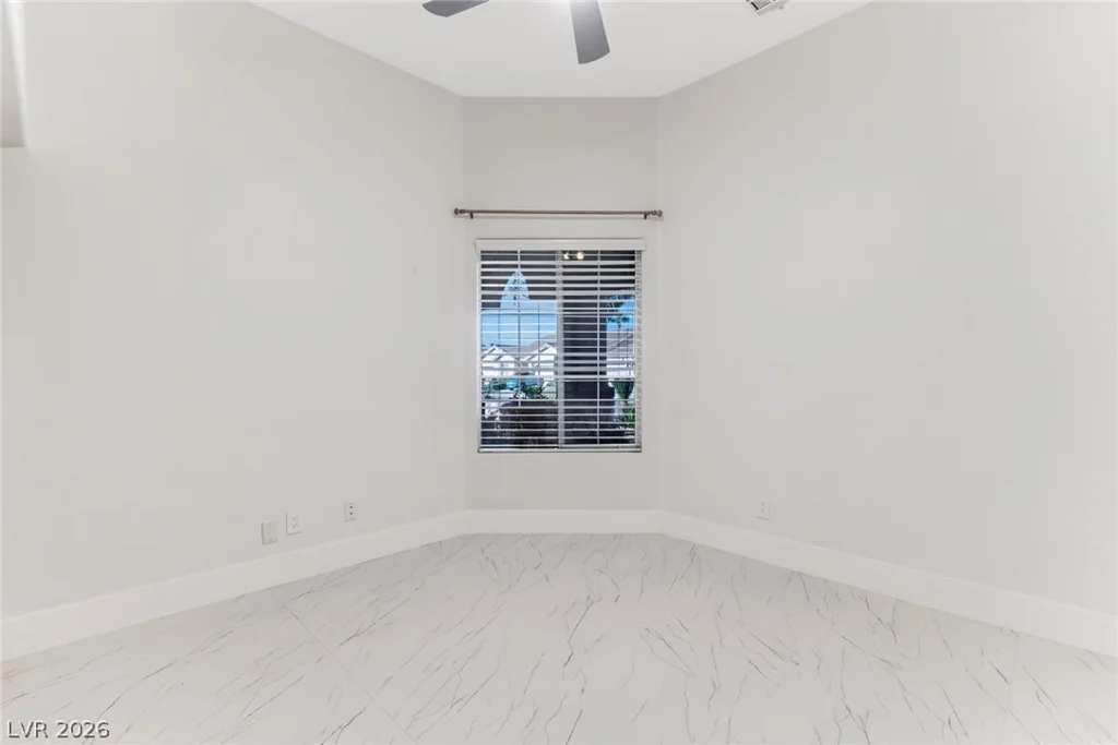 8702 Country Ridge, Las Vegas, NV 89123