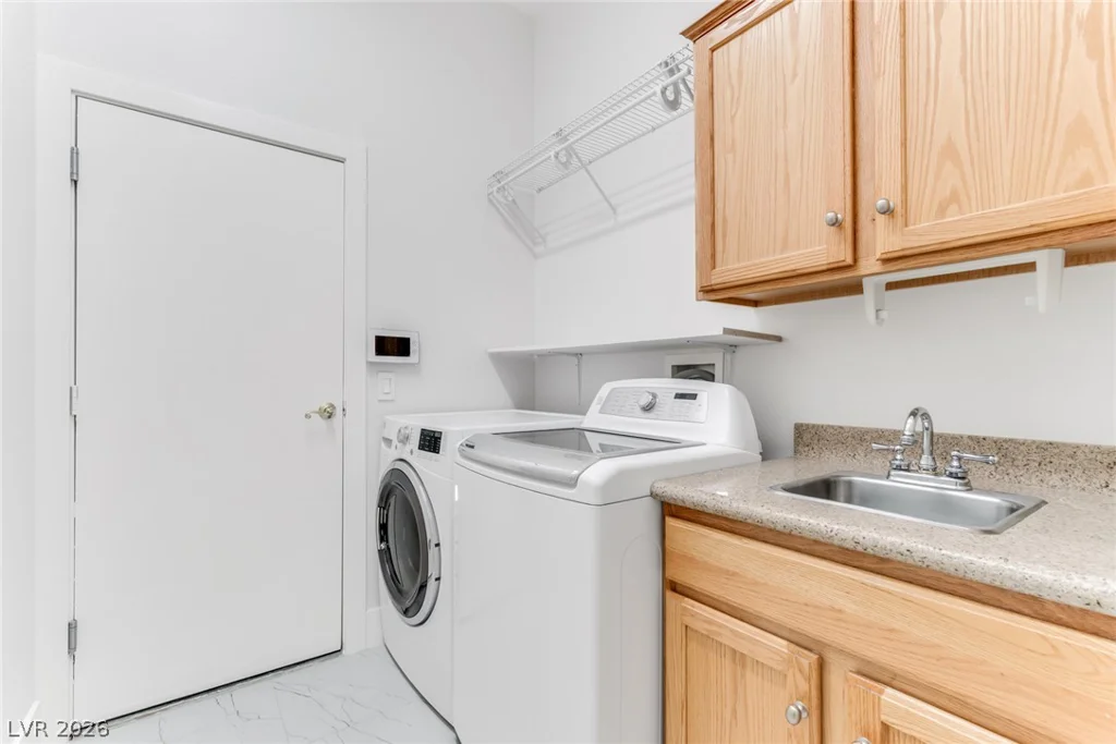 8702 Country Ridge, Las Vegas, NV 89123