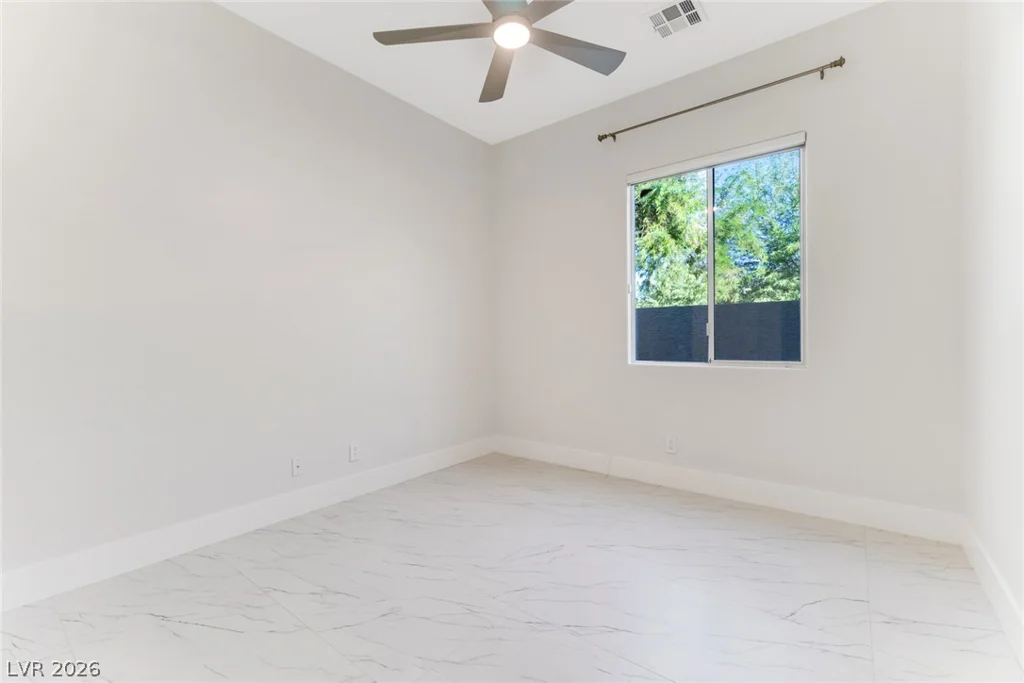 8702 Country Ridge, Las Vegas, NV 89123