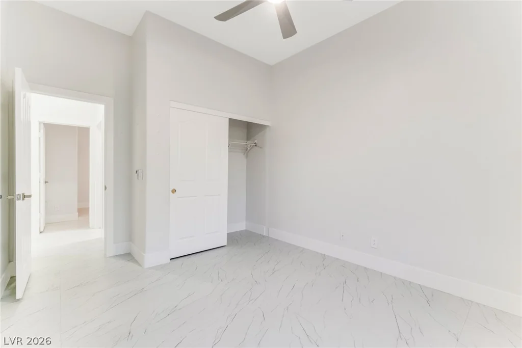 8702 Country Ridge, Las Vegas, NV 89123