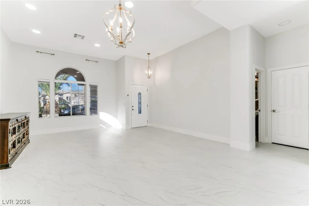 8702 Country Ridge, Las Vegas, NV 89123