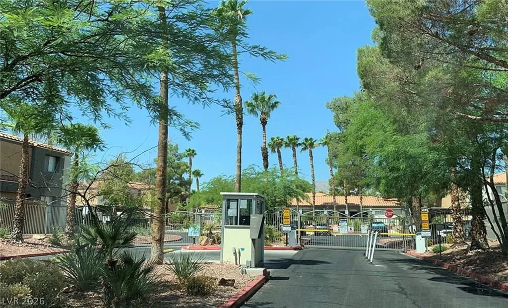 3151 Soaring Gulls, Las Vegas, NV 89128
