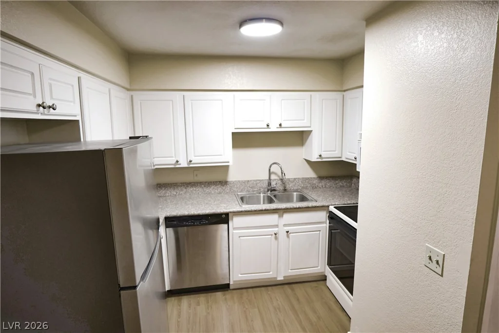 3151 Soaring Gulls, Las Vegas, NV 89128