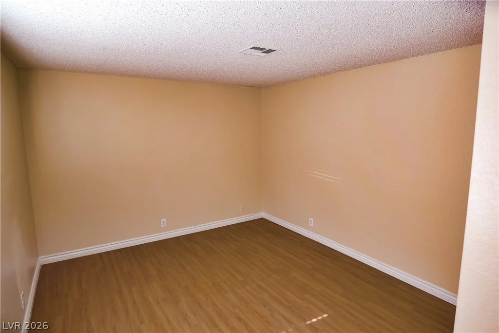 3151 Soaring Gulls, Las Vegas, NV 89128