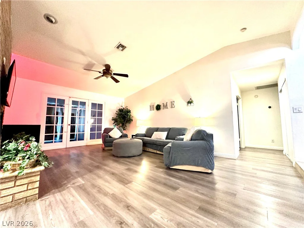 3811 Leisure, Las Vegas, NV 89103
