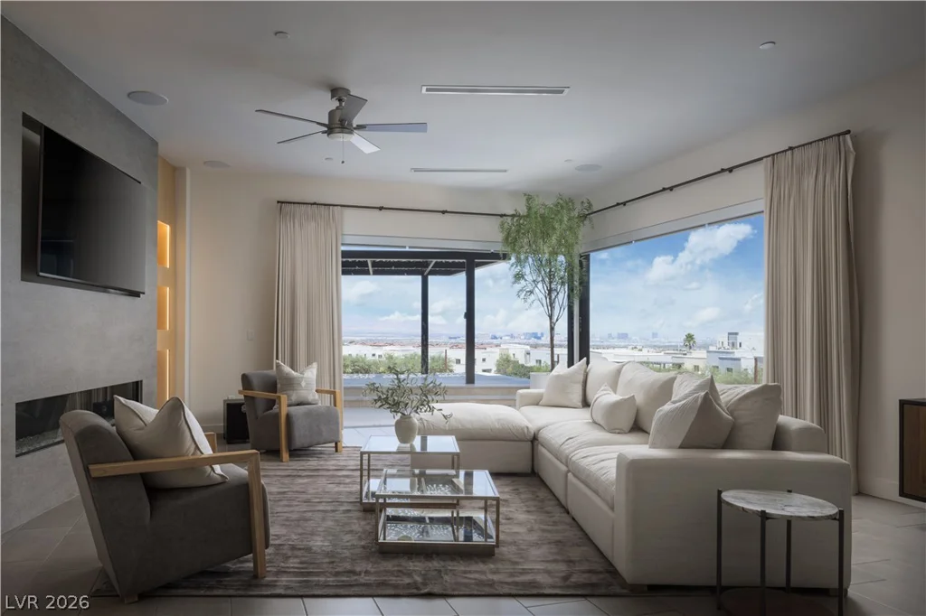 2192 Overlook Canyon, Henderson, NV 89052