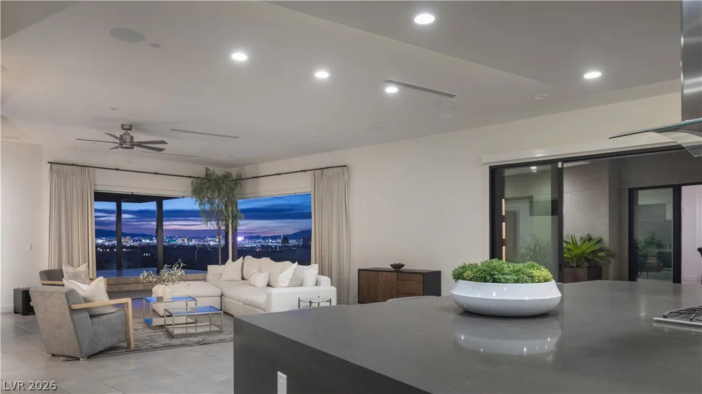 2192 Overlook Canyon, Henderson, NV 89052