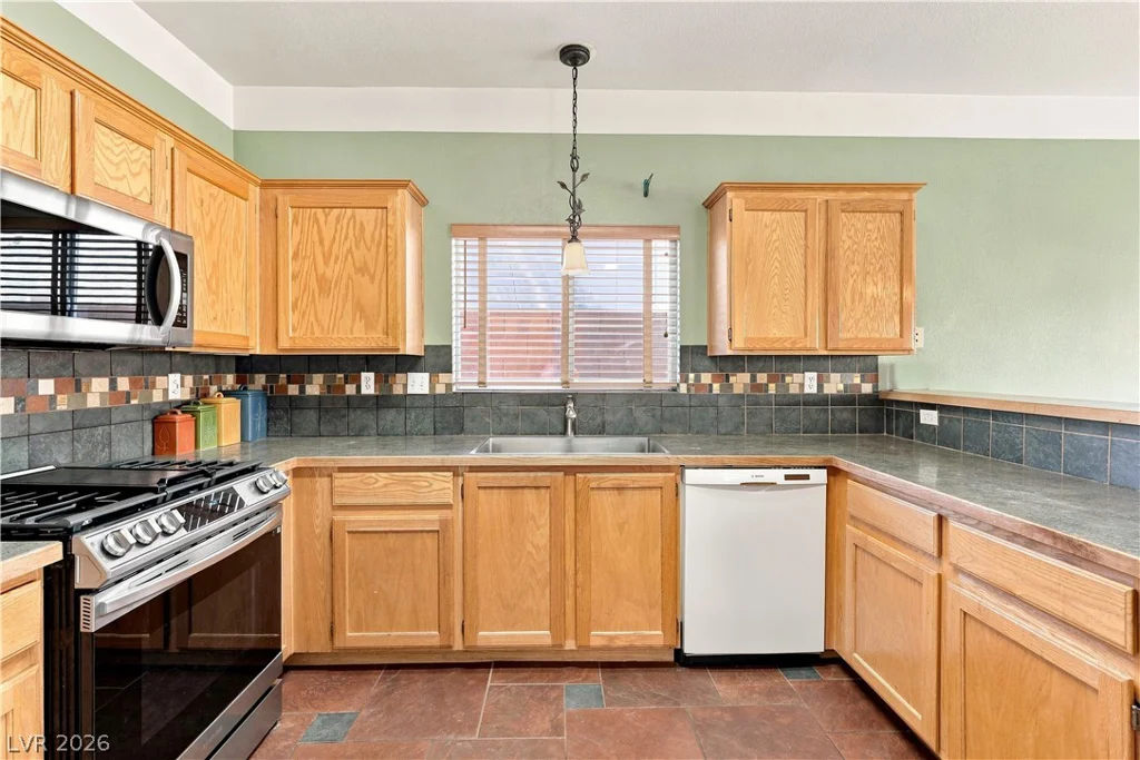 3772 Warmbreeze, Las Vegas, NV 89129