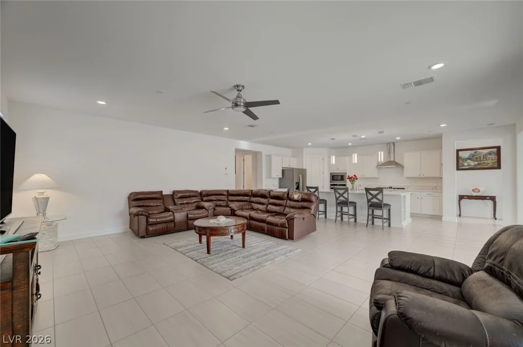 6557 Corsari Ridge, Las Vegas, NV 89166