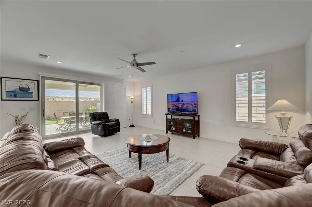 6557 Corsari Ridge, Las Vegas, NV 89166