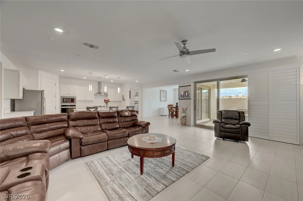 6557 Corsari Ridge, Las Vegas, NV 89166