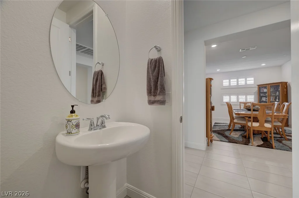 6557 Corsari Ridge, Las Vegas, NV 89166