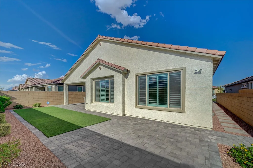 6557 Corsari Ridge, Las Vegas, NV 89166