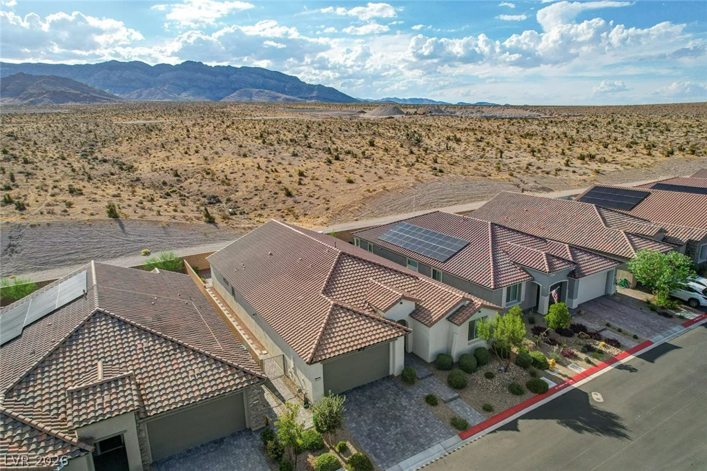6557 Corsari Ridge, Las Vegas, NV 89166