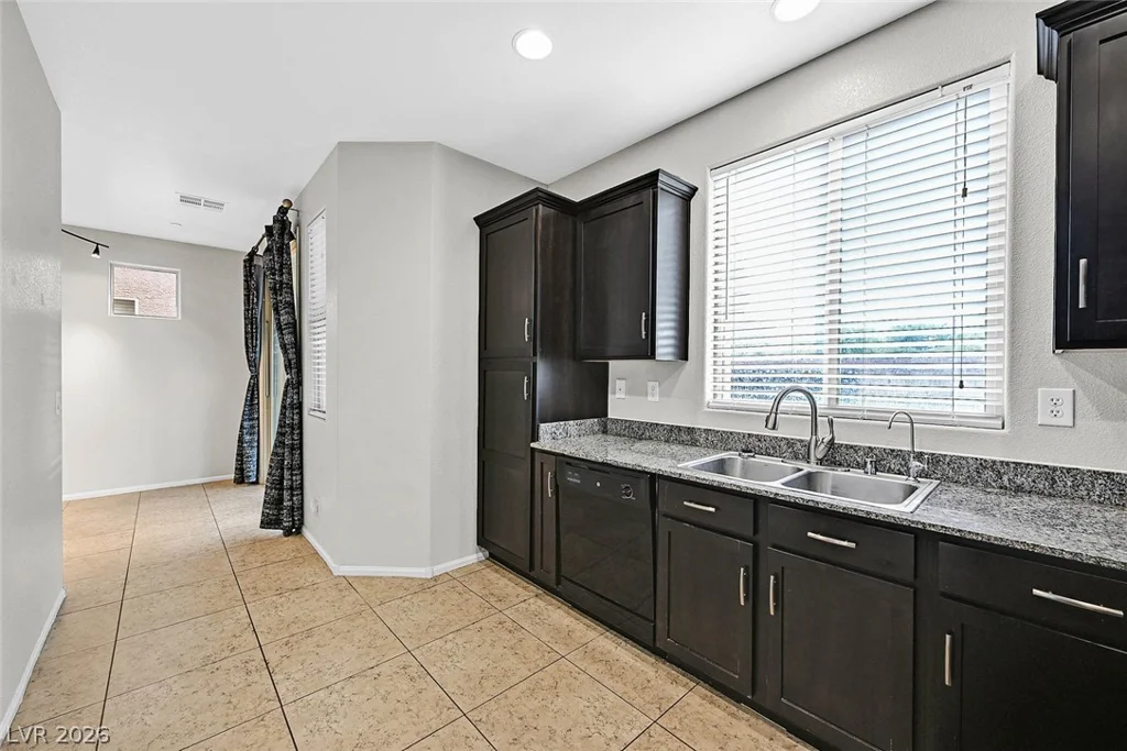 7563 Edgartown Harbor, Las Vegas, NV 89166