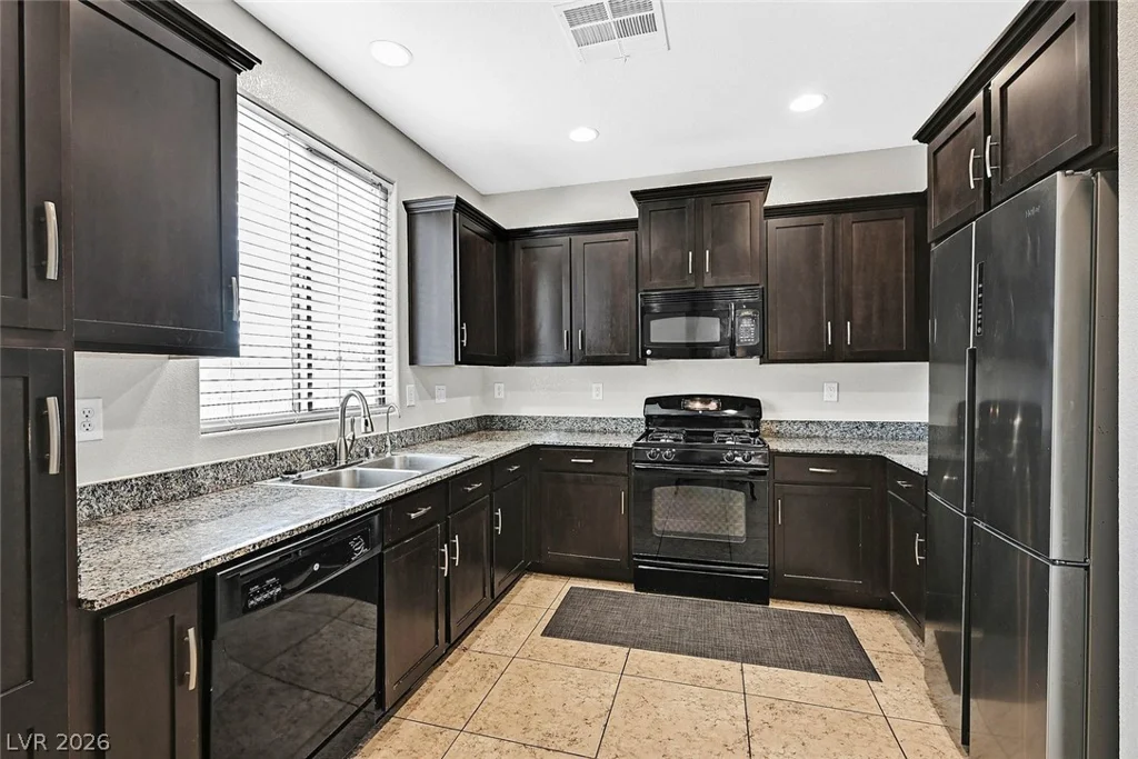 7563 Edgartown Harbor, Las Vegas, NV 89166