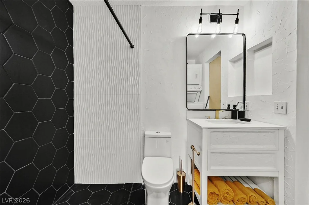 3924 Aquamarine, Las Vegas, NV 89103