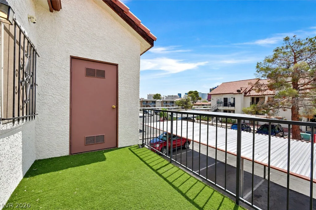3924 Aquamarine, Las Vegas, NV 89103
