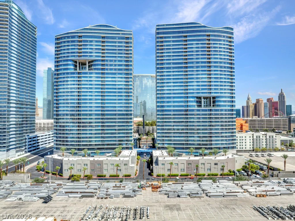 4525 Dean Martin, Las Vegas, NV 89103