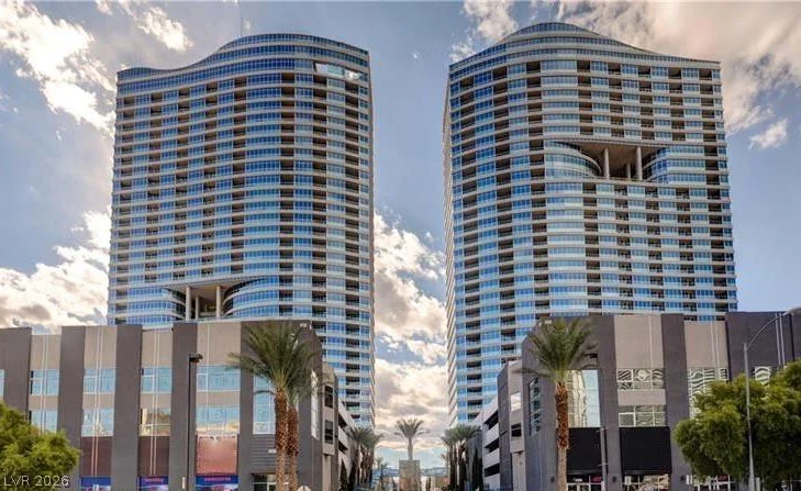 4525 Dean Martin, Las Vegas, NV 89103