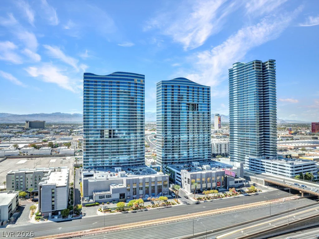 4525 Dean Martin, Las Vegas, NV 89103