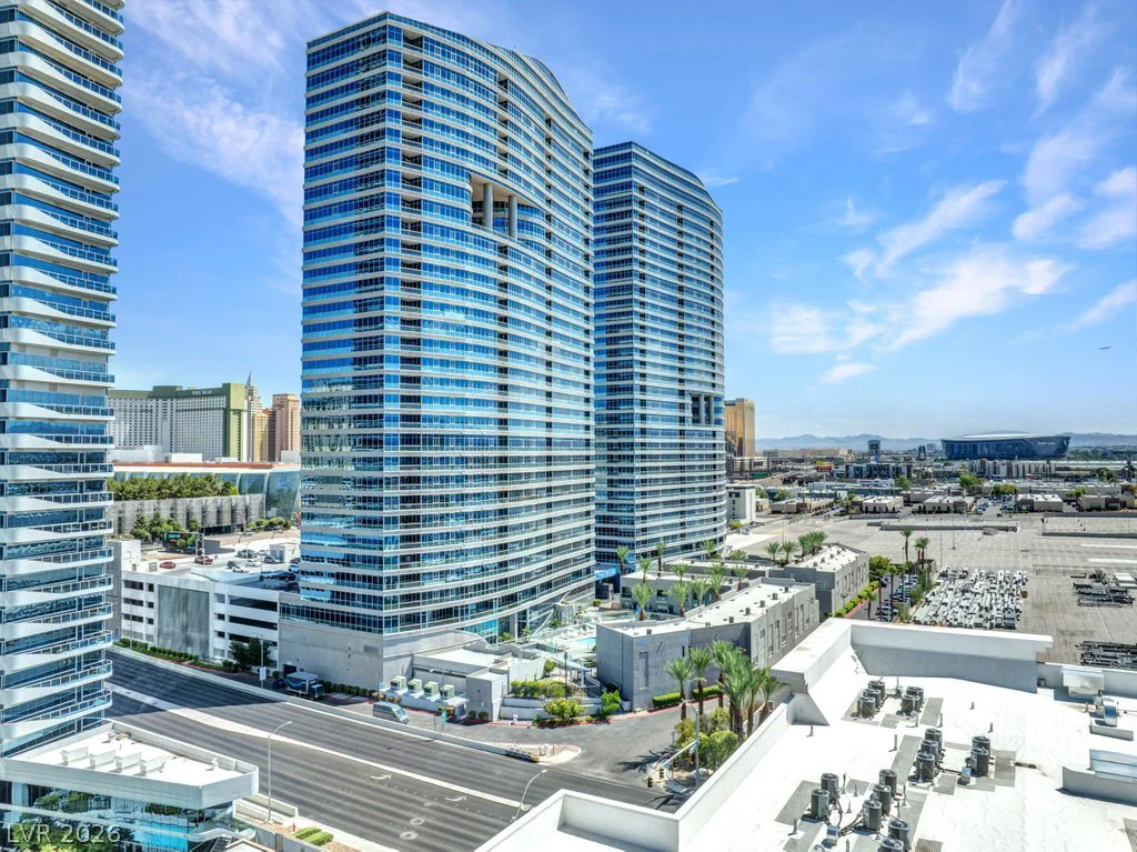 4525 Dean Martin, Las Vegas, NV 89103